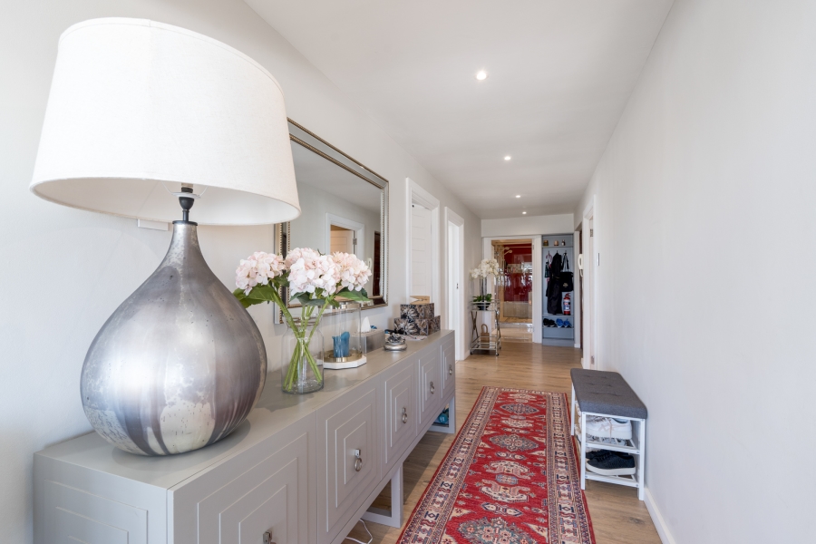 To Let 3 Bedroom Property for Rent in Mouille Point Western Cape